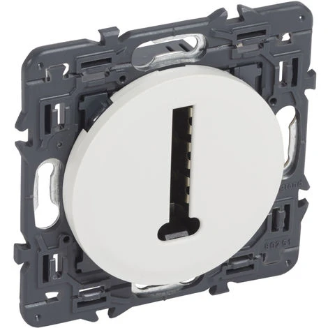 Legrand Prise 8 Contacts En Te Complet Blanc 1 Legrand Prise 8 Contacts En Te Complet Blanc