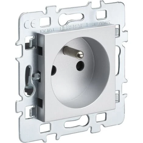 CASUAL MECANISME PRISE DE COURANT 2P+T A VIS ALU 1 CASUAL MECANISME PRISE DE COURANT 2P+T A VIS ALU