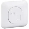 Schneider Electric Prise RJ45 UTP Catégorie 6 Grade 3 Et La Plaque De Finition De Couleur Blanche Ovalis Schneider