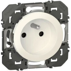 Prise De Courant DOOXIE 2P+T à Puits 16A - LEGRAND - 600337