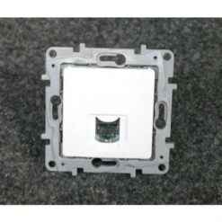 Legrand Prise Reseau RJ45 CAT5 FTP Blanc Pur Encastré Avec Support Sans Plaque NILOE